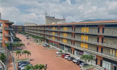 Arriendo local en el Centro Empresarial Olaya Herrera, Medellín