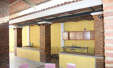 SALON DE EVENTOS EN VENTA LA CALERILLA TLAQUEPAQUE,JAL.