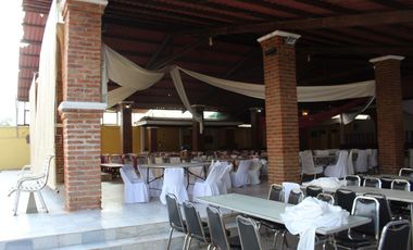 SALON DE EVENTOS EN VENTA LA CALERILLA TLAQUEPAQUE,JAL.