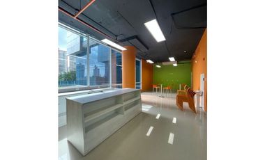 PLAZA EDISON/Local para Cafetería/ 200 m²/ con mobiliario/alquiler