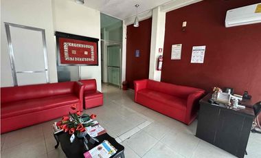 Propiedad comercial ideal para despachos oficinas o clinicas