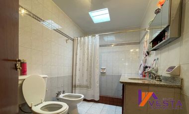 Av. Belgica-casa-venta
