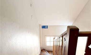 Casa comercial en arriendo de 9 dorm. en Providencia
