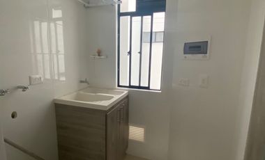 apartamento en arriendo en el hato. Cod A120247