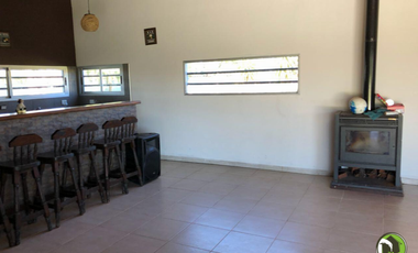VENTA - CASA QUINTA - LA PLATA.