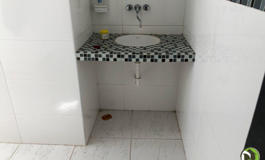 VENTA - CASA QUINTA - LA PLATA.