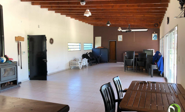 VENTA - CASA QUINTA - LA PLATA.