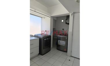 Venta De Hermoso Triplex