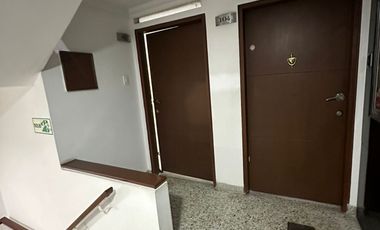 apartamento en arriendo en cabecera del llano. Cod A123349