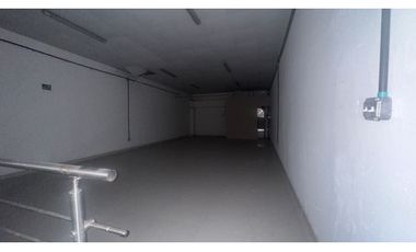 Se Alquila Local de 180m2 totalmente terminado en Megamall