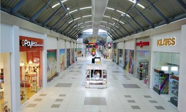 Se Alquila Local de 180m2 totalmente terminado en Megamall