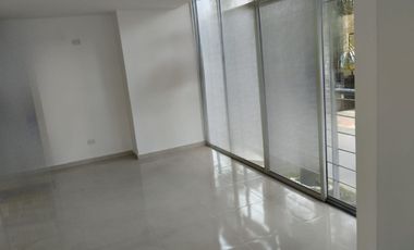 local en arriendo en la universidad. Cod A117030