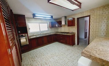 Casa en VENTA muy bien ubicada fracc zaragoza Veracruz