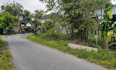 TANAH DI TAMANAN BANGUNTAPAN BANTUL DEKAT KAMPUS UAD