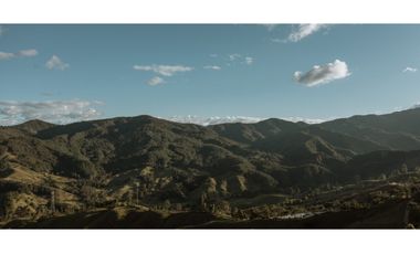 LOTES EN EL RETIRO VEREDA EL CARMEN CERCA A LA ARGENTINA
