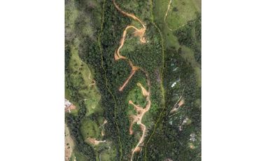 LOTES EN EL RETIRO VEREDA EL CARMEN CERCA A LA ARGENTINA