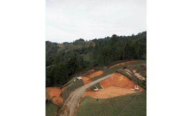 LOTES EN EL RETIRO VEREDA EL CARMEN CERCA A LA ARGENTINA
