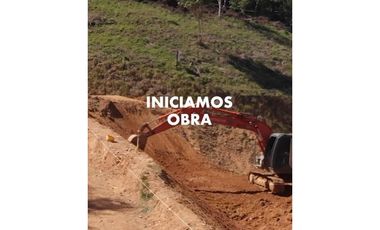 LOTES EN EL RETIRO VEREDA EL CARMEN CERCA A LA ARGENTINA