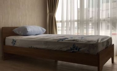 DISEWAKAN CEPAT !! Apt. The Kensington Tower Clifford Full Furnish Lantai Rendah , Bisa Nego