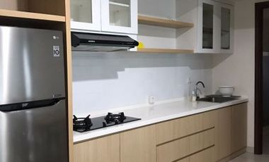 DISEWAKAN CEPAT !! Apt. The Kensington Tower Clifford Full Furnish Lantai Rendah , Bisa Nego