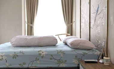 DISEWAKAN CEPAT !! Apt. The Kensington Tower Clifford Full Furnish Lantai Rendah , Bisa Nego