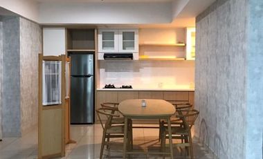 DISEWAKAN CEPAT !! Apt. The Kensington Tower Clifford Full Furnish Lantai Rendah , Bisa Nego