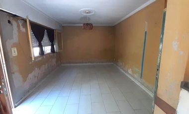 ¡¡OPORTUNIDAD!! 2 Casas a la venta a Reciclar sobre un terreno de 233 m2 Zona Céntrica - Cañuelas