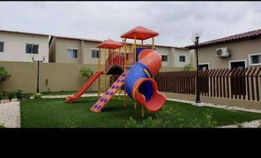 CASA EN VENTA  DE 1 PLANTA EN URBANIZACIÓN VILLA ITALIA - MODELO FIORELLA, CERCA DE URBANIZACION LA RIOJA