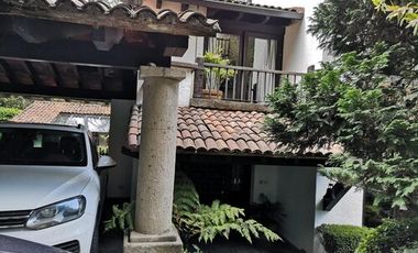 SÚPER CASA EN VENTA, ESTILO ARTIGAS, FRACCIONAMIENTO PRIVADO TENIS SAN FCO. CDMX
