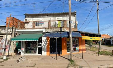 Casas y Locales En Venta a 200 mts. de Ruta 23 - Trujui, Moreno