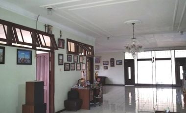 RUMAH TOKO TENGAH KOTA KEDIRI