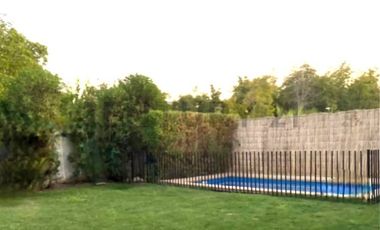 ARRIENDO PRECIOSA PROPIEDAD SANTA ELENA CHICUREO