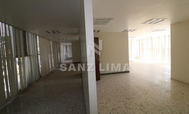 PALAS ATENEA: ESPACIOS PARA OFICINAS, SEGUROS, AMPLIOS, ILUMINADOS, AREAS JARDIN