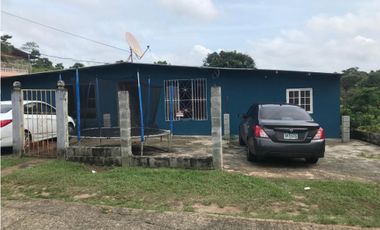 VENDO CASA  BARRIADA LA HERRADURA  EN CHORRERA