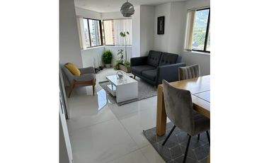 Apto de 57 m² Totalmente Remodelado en Venta - CENTRO