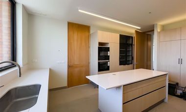 Depto Penshouse DUPLEX en venta de 3 dorm. en Vitacura