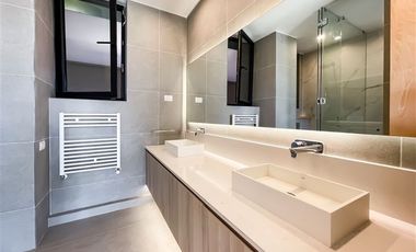 Depto Penshouse DUPLEX en venta de 3 dorm. en Vitacura