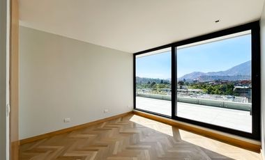 Depto Penshouse DUPLEX en venta de 3 dorm. en Vitacura