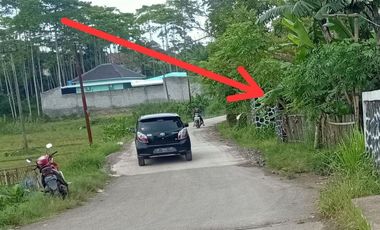Tanah 5000 m Pinggir Jalan Aspal Dekat Safira Sepang