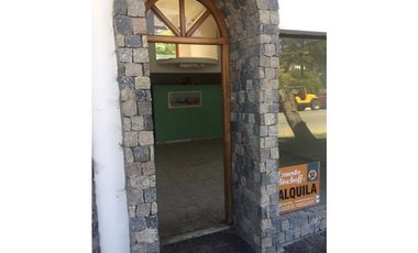 LOCAL EN VENTA, SOBRE AVENIDA BS AS!