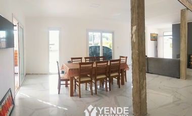CASA EN 2 PLANTAS EN JUNIN BA BARRIO SEMI CERRADO