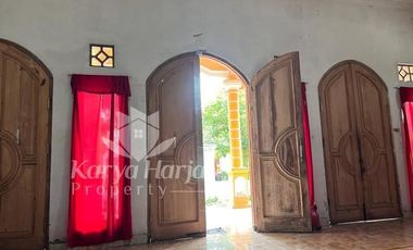 Rumah Mewah Tepi Jl Raya Solo Batujamus Sragen