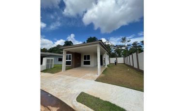 Costa Verde, Estilo Chalet  N/W