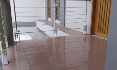 Dijual Rumah Siap Huni One Gate Komplek Setra Duta Dekat Pintu Tol Pasteur