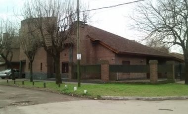 Casa en venta en Los Polvorines, Malvinas Argentinas