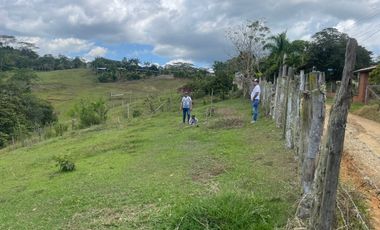 lote en venta en la cumbre. Cod V15439