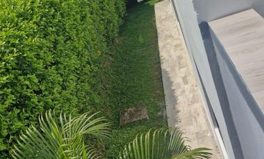 casa en venta en la mesa. Cod V8637575