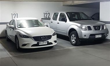 Estacionamiento en venta en Las Condes