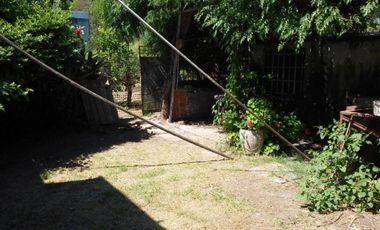 CASA EN GDRO. BAIGORRIA CON GRAN TERRENO (A MODERNIZAR)