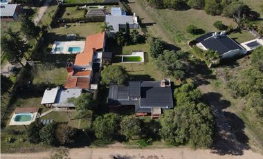 Se vende hermosa casa quinta.